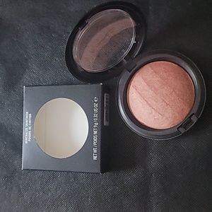 MAC Cosmetics Mineralize Skinfinish in BRUNETTE